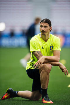 Zlatan Ibrahimovic på Sveriges fotbollslandslags träning