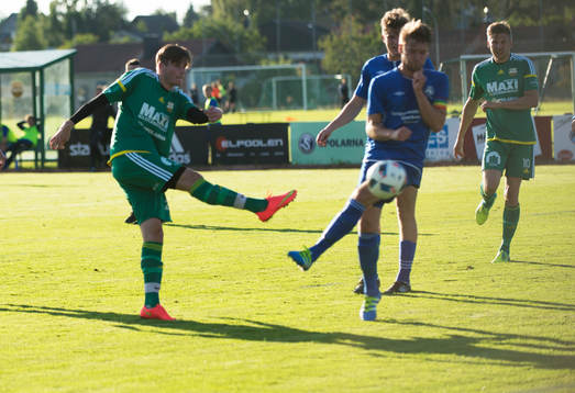 i matchen i division 5 mellan Åhus och Bjärnum i Åhus 21