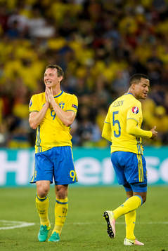 Sveriges Kim Källström och Martin Olsson deppar i
