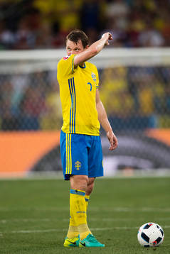 Sveriges Kim Källström i fotbollsmatchen mellan Sverige