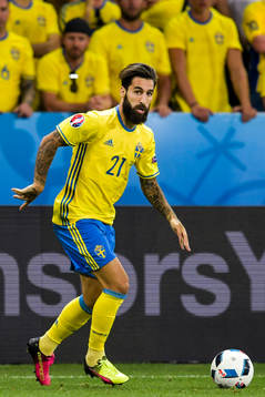 Sveriges Jimmy Durmaz i fotbollsmatchen mellan Sverige och