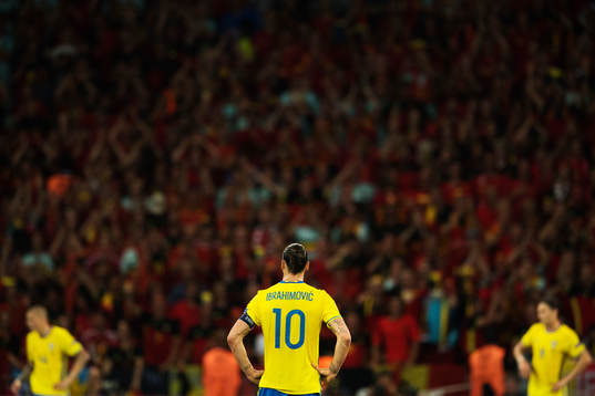 Sveriges Zlatan Ibrahimovic deppar