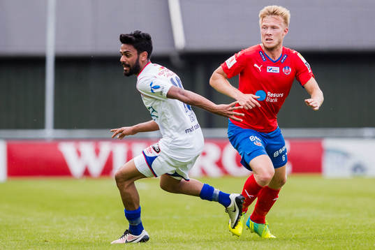 Vålerengas  Ghayas Zahid och Helsingborgs Andreas Landgren