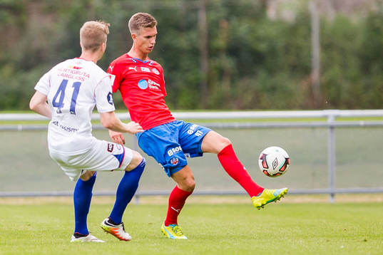 Helsingborgs Charlie Weberg och Vålerengas  Sander