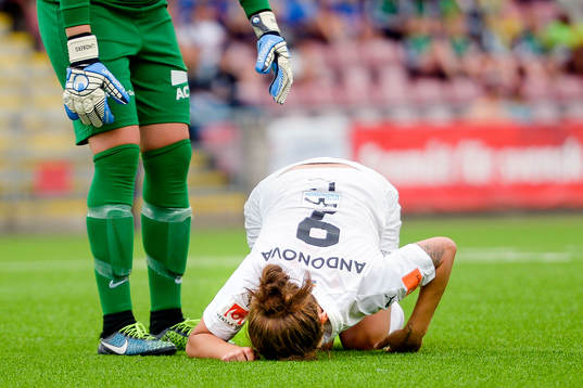 Rosengårds Natasa Andonova har ont