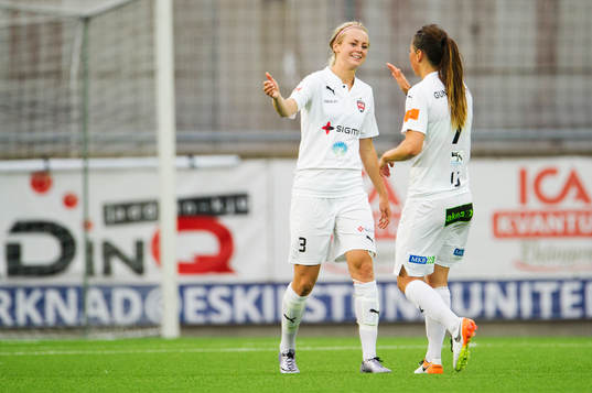 Rosengårds Amanda Ilestedt och Sara Björk Gunnarsdottir