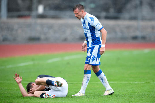 Strömsgodsets Tommy Höiland och IFK Göteborgs Jakob