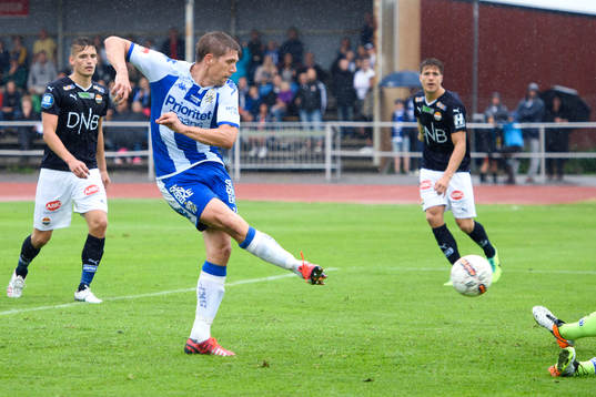 IFK Göteborgs Mikael Boman gör 2-0