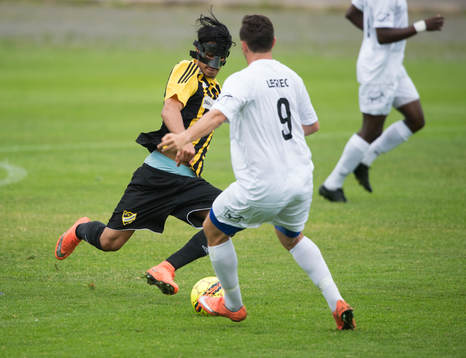 IFK Hässleholms Ameer Naseer i matchen i division 2 mellan