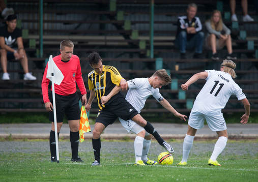 IFK Hässleholms Karim Al-Asi i matchen i division 2 mellan