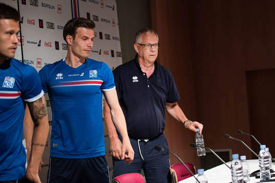 Islands Arnor Ingvi Traustason, Elmar Bjarnason och