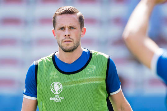 Gylfi Sigurdsson  på Islands fotbollslandslags träning