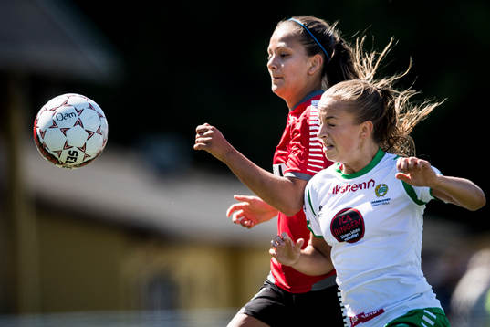 LB07s Josefine Rydle och Hammarbys Maja Norrhamn