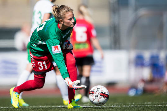 Hammarbys målvakt Lina Ringshamre