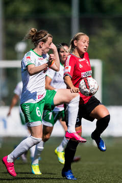 Hammarbys Olga Ekblom och LB07s Johanna Ejdelind
