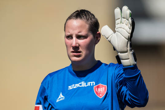LB07s målvakt Emma Lind
