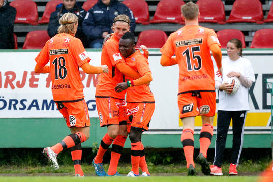 Varbergs Thomas Boakye jublar