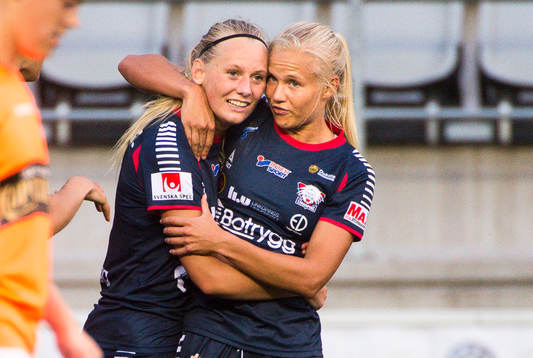 Bläddra bland fler bilder av Fotboll, Damallsvenskan, Linköping - Kopparbergs/Göteborg