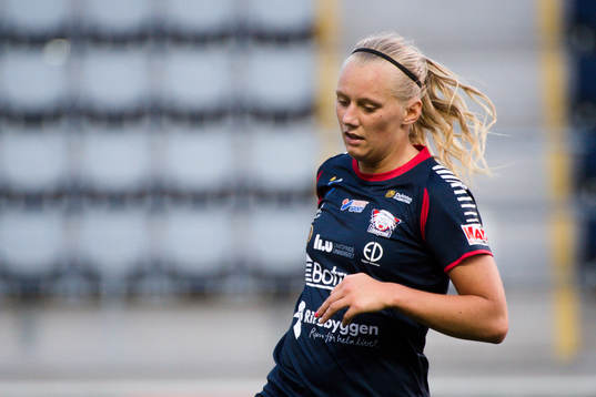 Linköpings Stina Blackstenius deppar