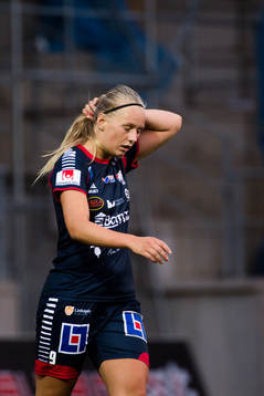 Linköpings Stina Blackstenius deppar