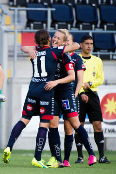 Linköpings Janni Arnth Jensen kramar om Renée Slegers