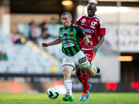 GAIS James Sinclair före Degerfors Boris Lumbana