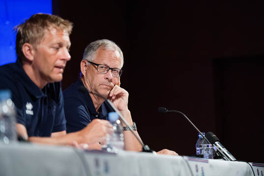 Islands förbundskaptener Heimir Hallgrimsson och Lars