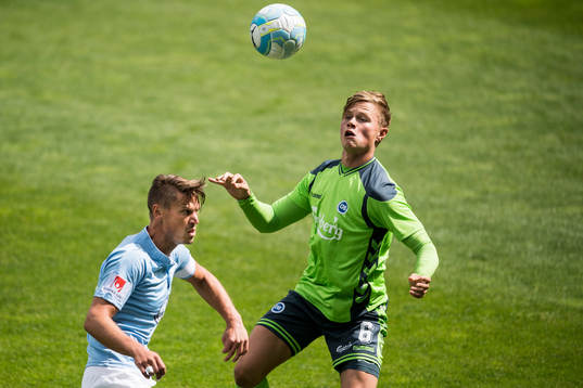 Malmö FFs Markus Rosenberg och Odense Jeppe Tverskov