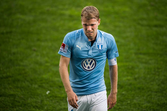 Malmö FFs Oscar Lewicki deppar