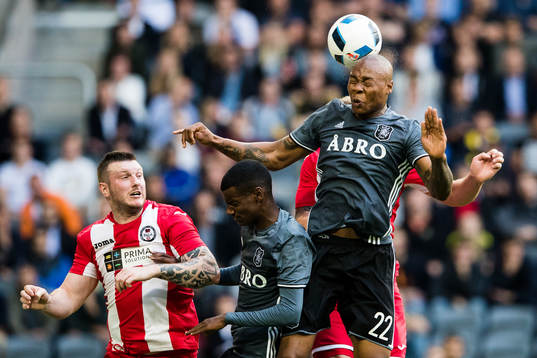 s Alexander Isak och Carlos Strandberg