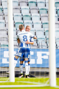 IFK Göteborgs Sören Rieks och Gustav Engvall jublar