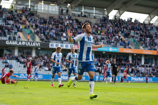 IFK Göteborgs Emil Salomonsson jublar