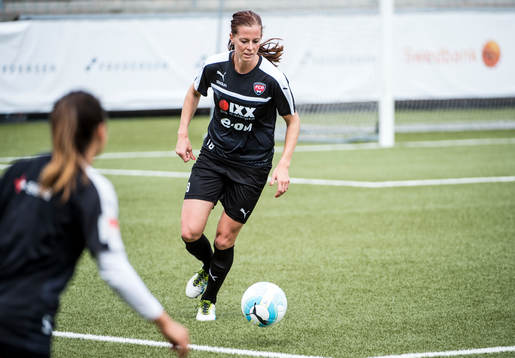Lotta Schelin