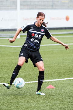 Lotta Schelin