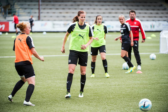 Lotta Schelin