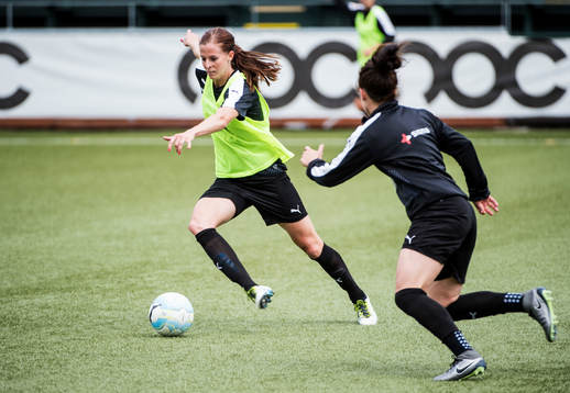 Lotta Schelin