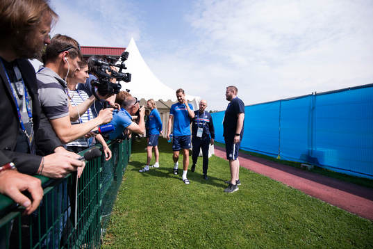 Mycket media på plats på Islands fotbollslandslags