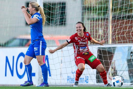 s 2-2 mål blir bortdömt för offside samtidigt som