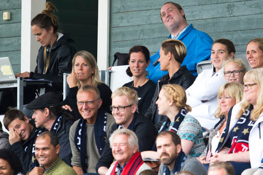 Rosengårds Lotta Schelin på läktare