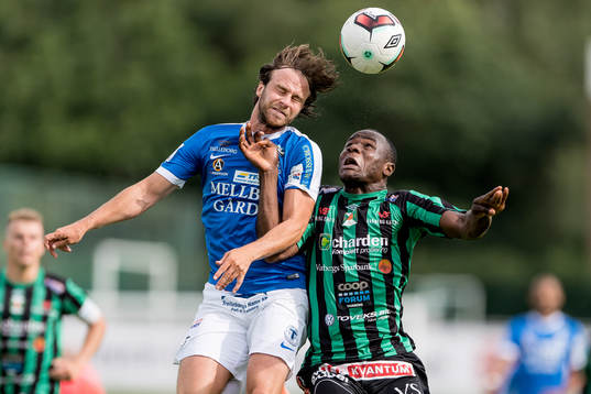 Bläddra bland fler bilder av Fotboll, Superettan, Varberg - Trelleborg