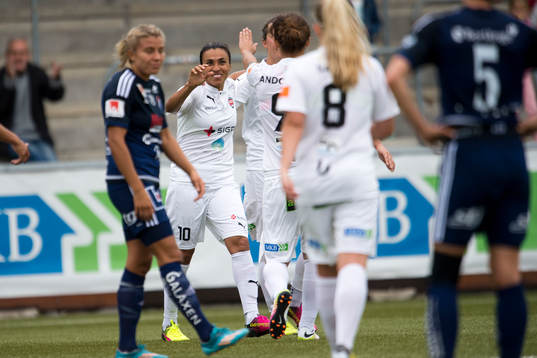 Rosengårds Marta Viera Da Silva jublar