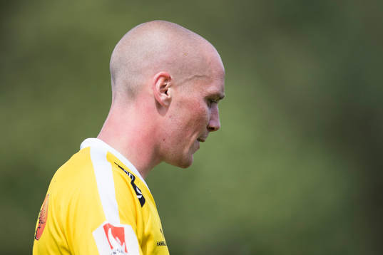 Falkenbergs Christoffer Carlsson deppar