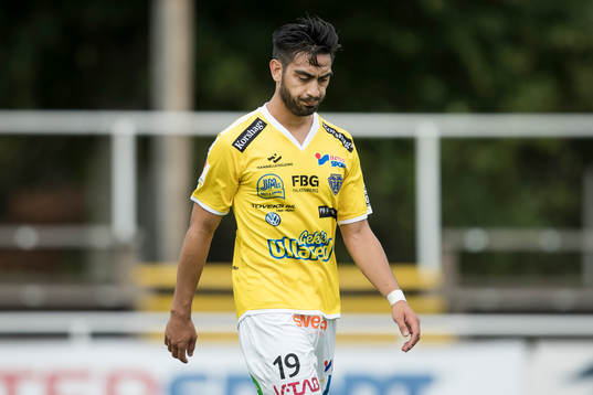 Falkenbergs Amin Nazari deppar