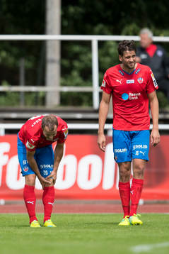 Helsingborgs Carl Wede har ont och Mikael Dahlberg