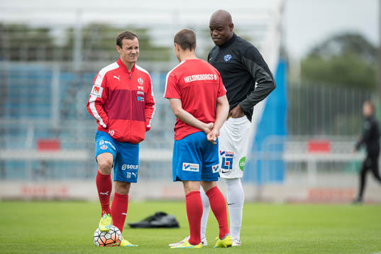 Helsingborgs Anton Wede och Carl Wede (med ryggen i bild)