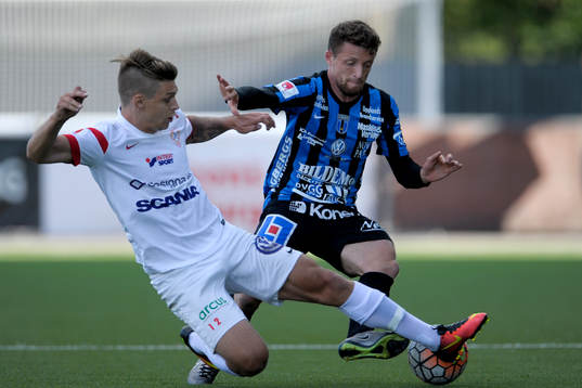 Assyriskas Fredrik Holster och Sirius Kujtim Bala