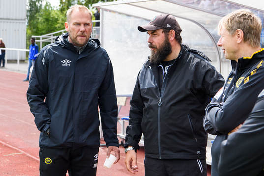 Elfsborgs manager Magnus Haglund och Örebros tränare