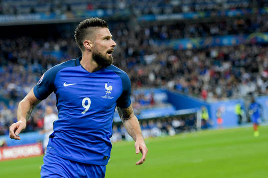 Frankrikes Olivier Giroud jublar