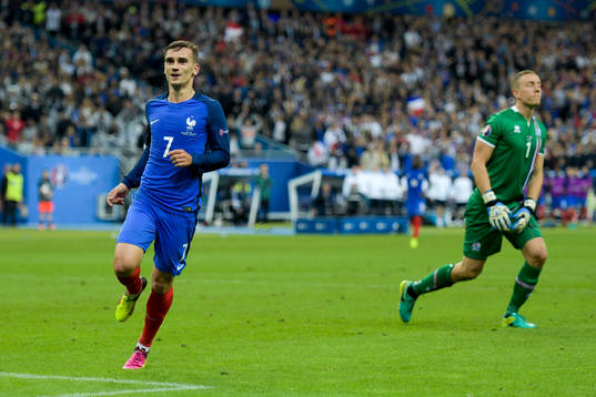 Frankrikes Antoine Griezmann jublar