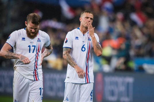 Islands Aron Gunnarsson och Ragnar Sigurdsson